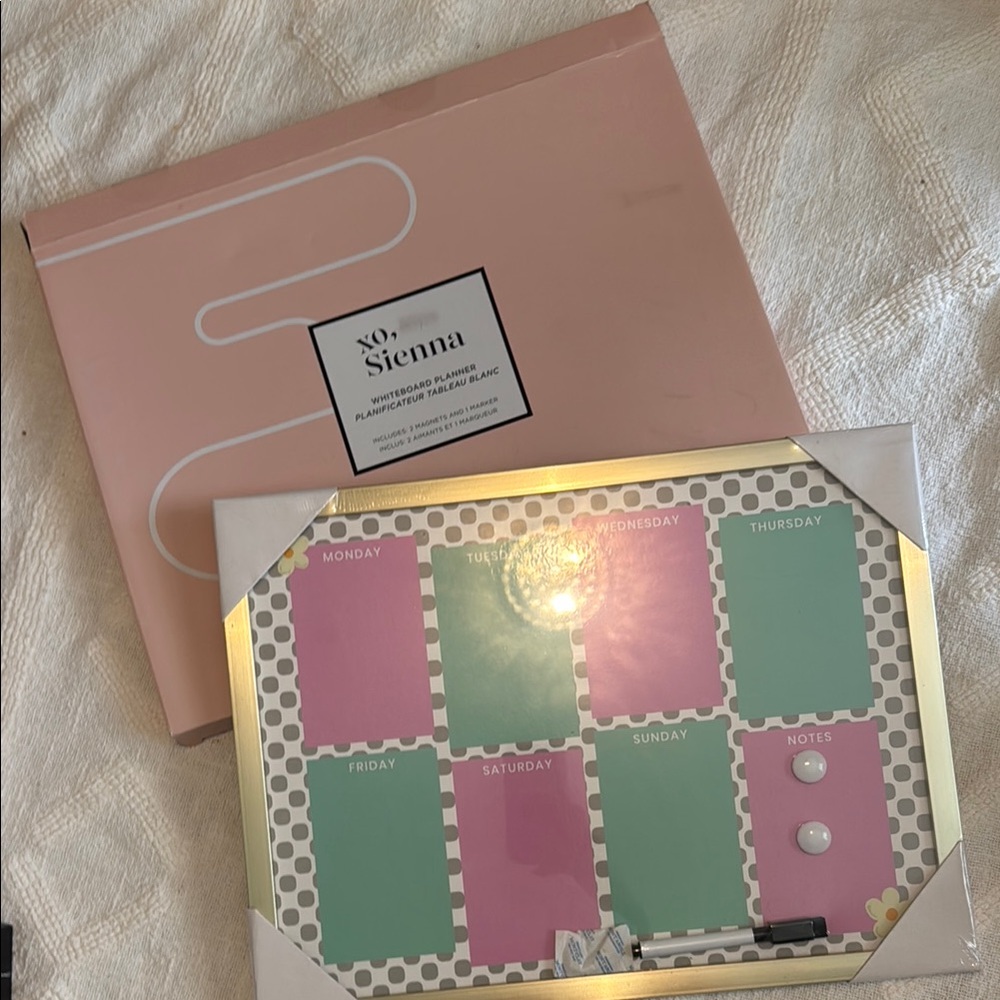 Weekly Planner Board - Pink and Green